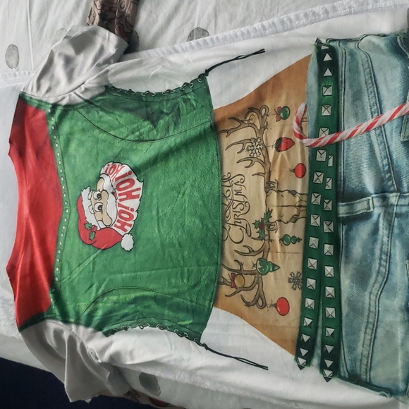 Christmas tshirt - Picture 3 of 3